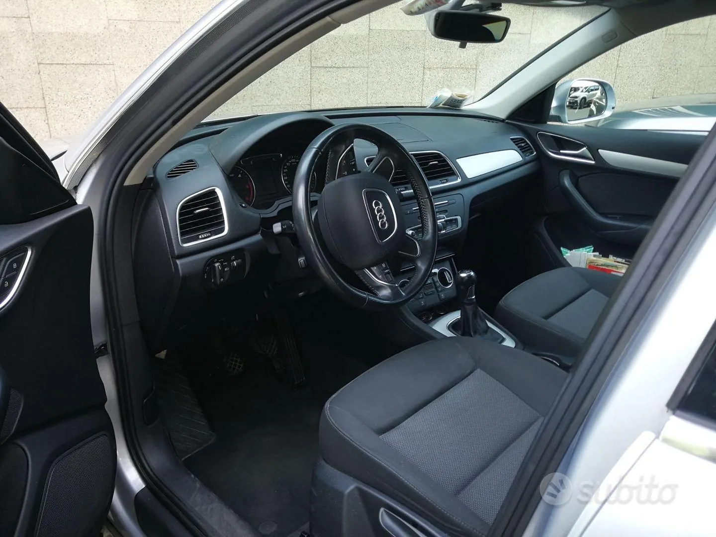 Audi Q3 2015 photo 5