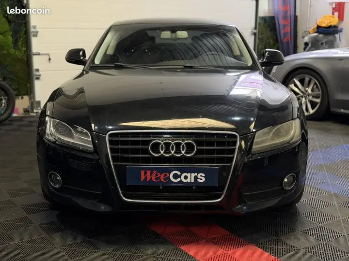 Audi A5 2009 photo 2