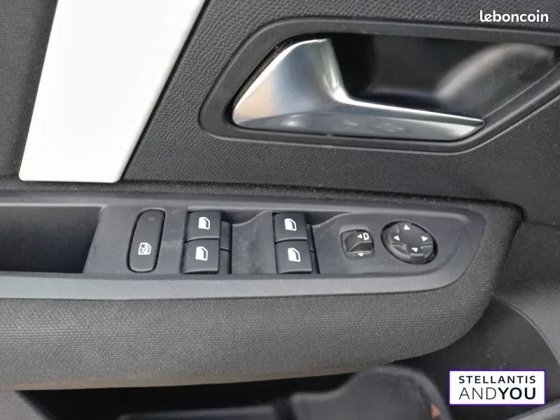 Citroen C4 2022 photo 5