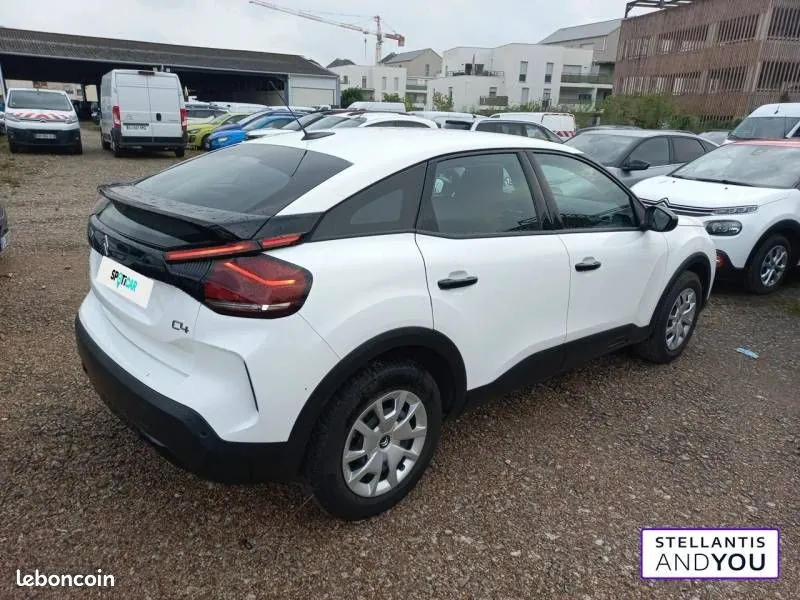 Citroen C4 2022 photo 3