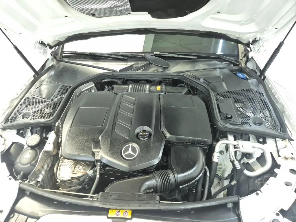 Mercedes-Benz C-Class 2021 photo 5