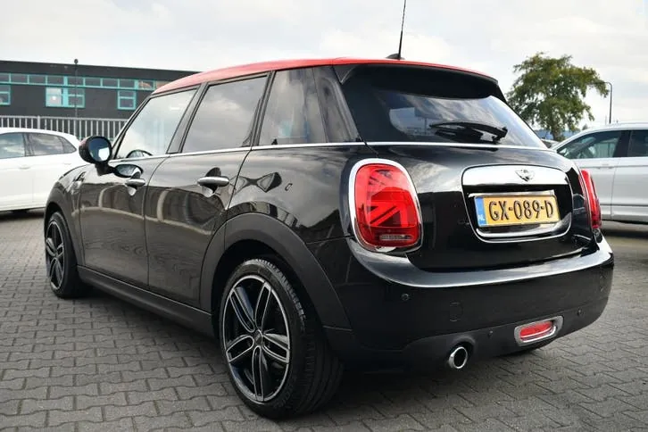 Mini One 2015 photo 2