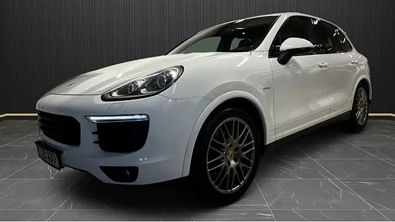 Porsche Cayenne 2017 photo 2