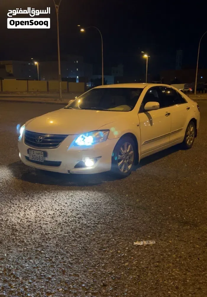 Toyota Aurion