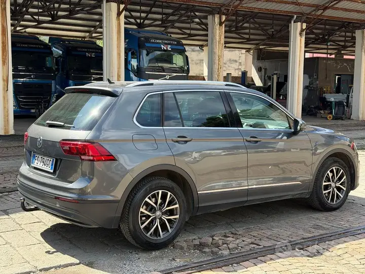 Volkswagen Tiguan 2018 photo 5