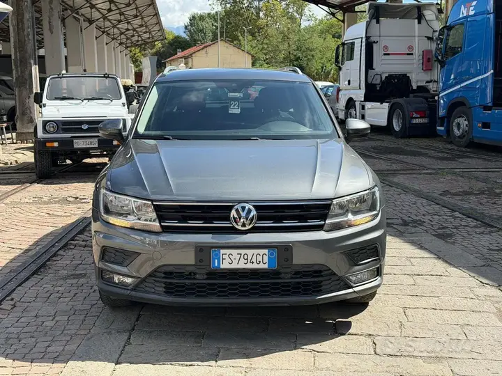 Volkswagen Tiguan 2018 photo 2