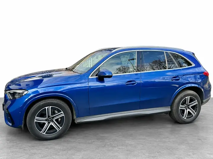 Mercedes-Benz Glc 2023 photo 2