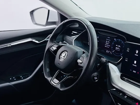 Skoda Octavia 2023 photo 4
