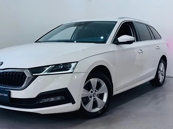 Skoda Octavia 2023 photo 3