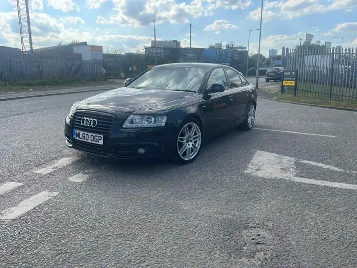 Audi A6 2010 photo 2