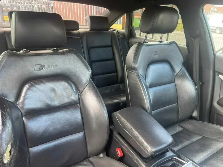 Audi A6 2010 photo 3