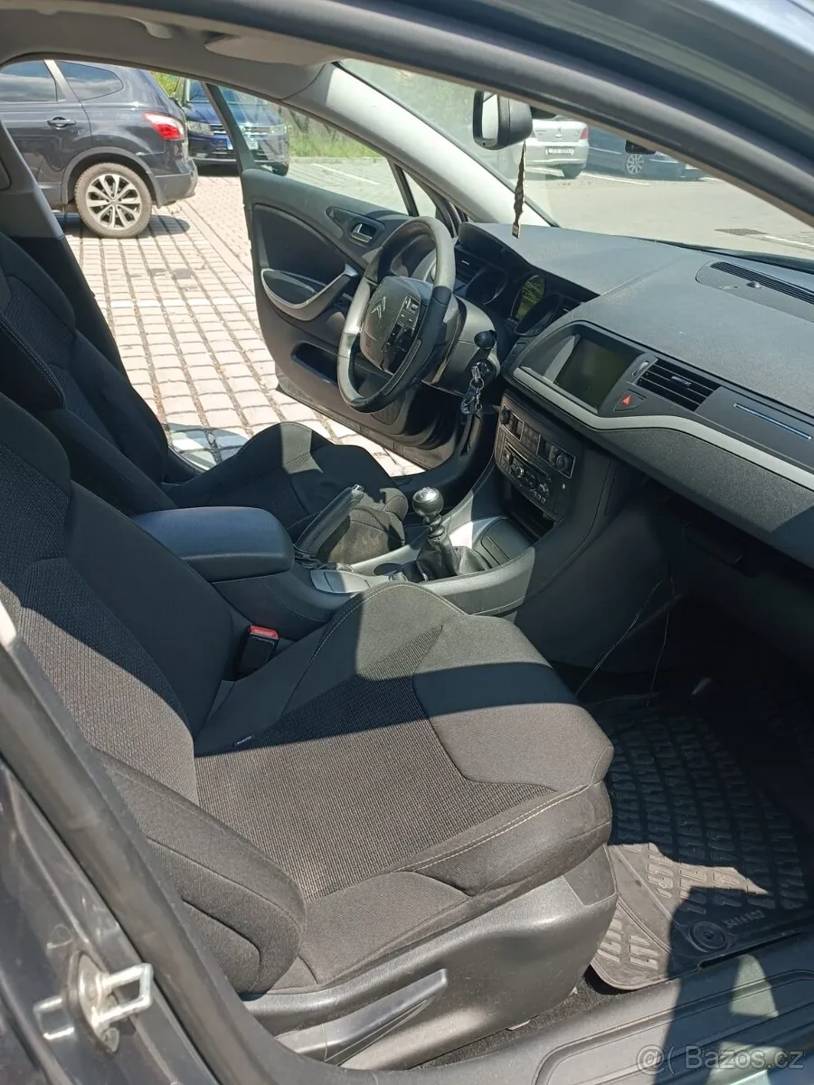 Citroen C5 2010 photo 5