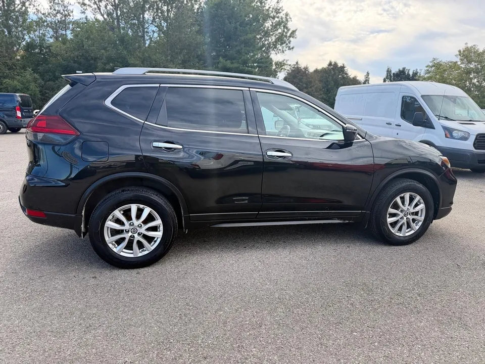 Nissan Rogue 2020 photo 2