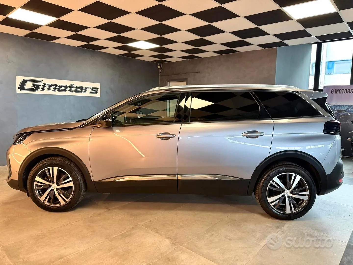 Peugeot 5008 2023 photo 5