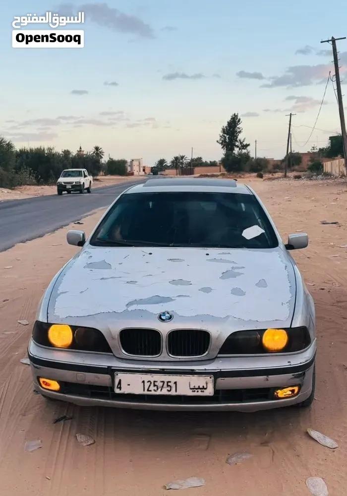 BMW 5 Series 1999 photo 2
