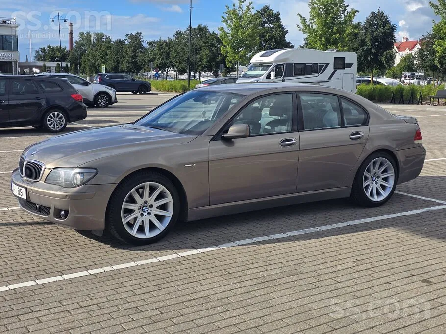 BMW 740 2006 photo 4