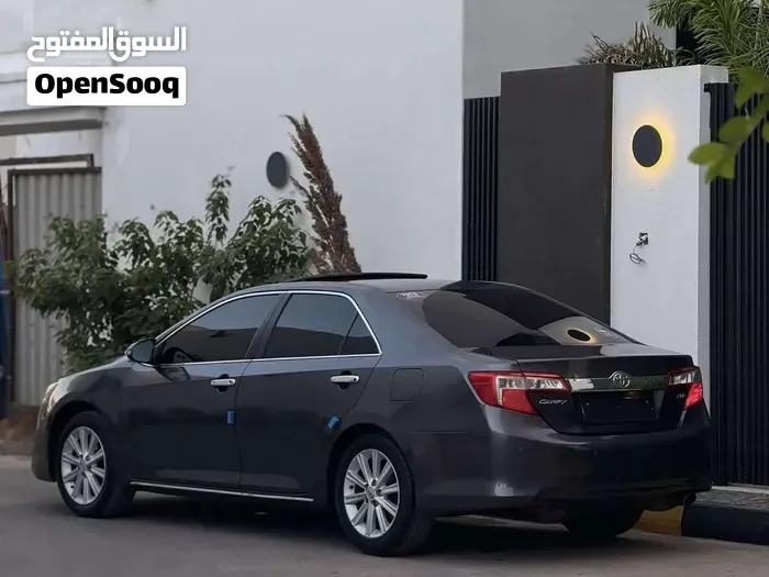 Toyota Camry 2015 photo 2