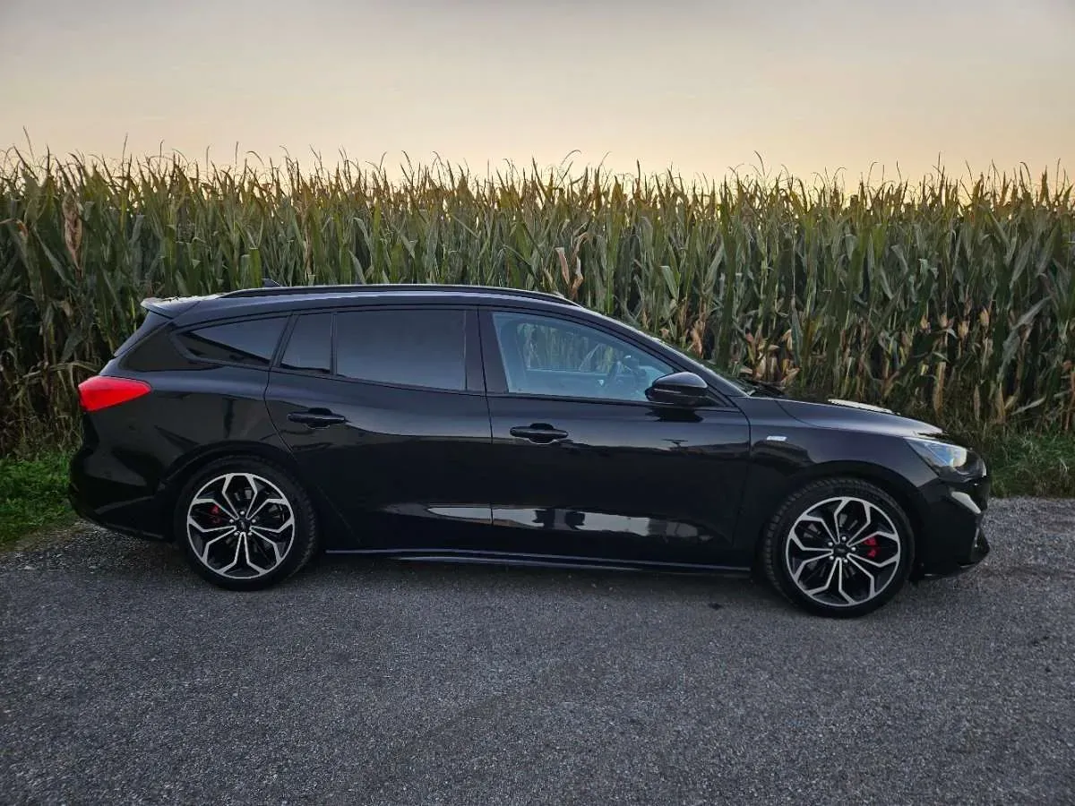 Ford Focus 2018 photo 3