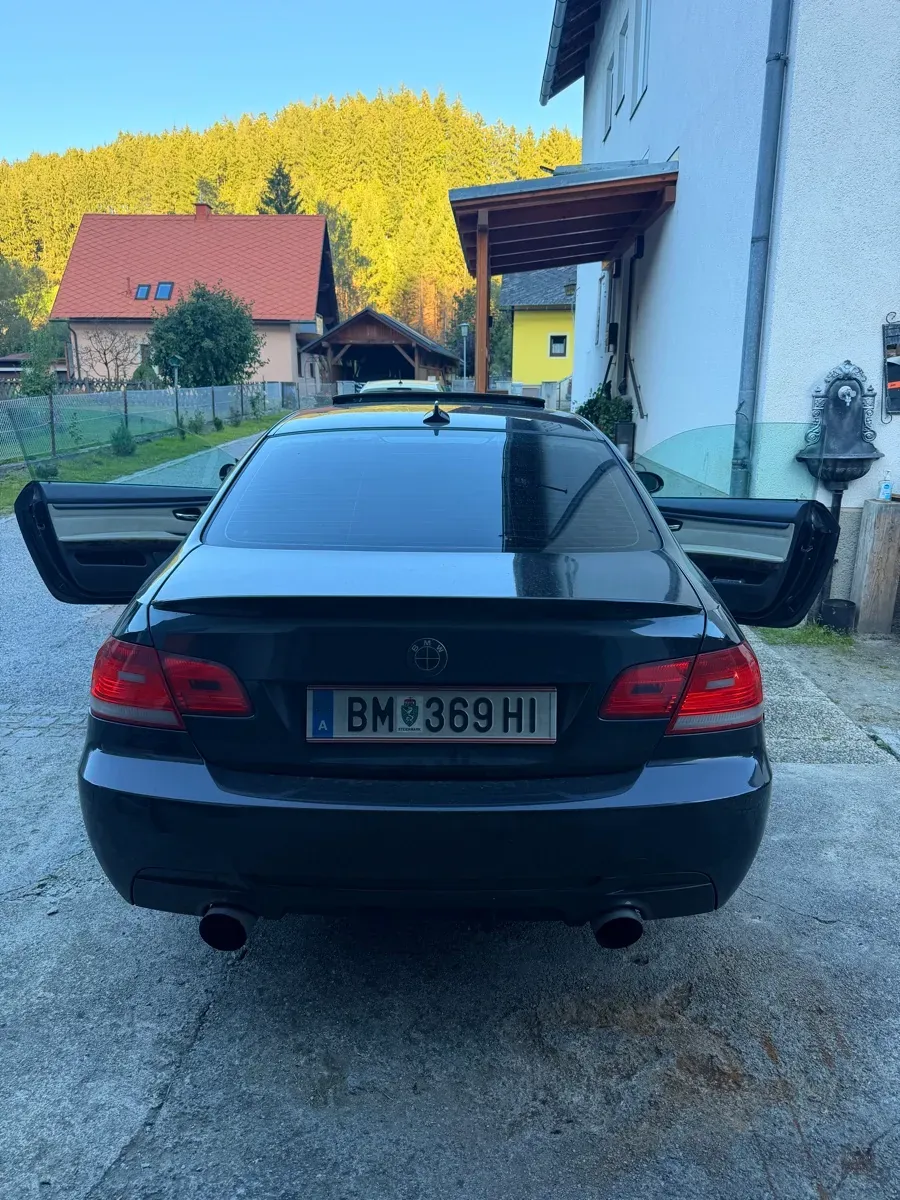 BMW 3 Series 2008 photo 3