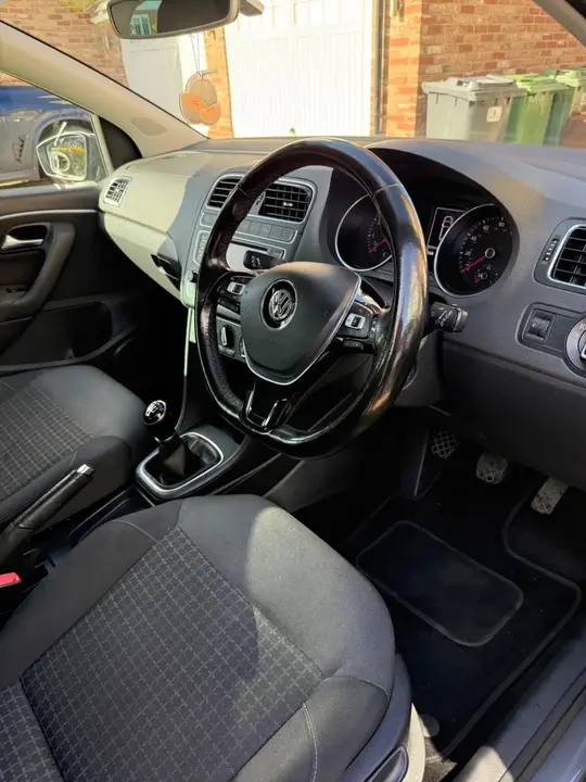 Volkswagen Polo 2017 photo 4