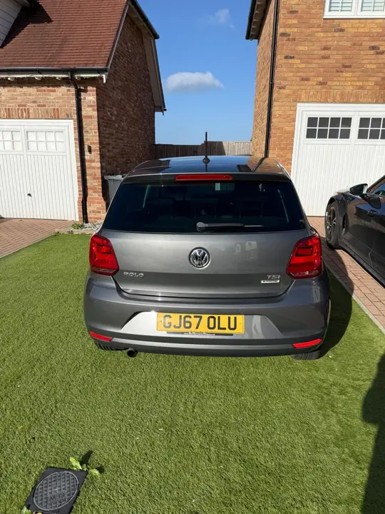Volkswagen Polo 2017 photo 2
