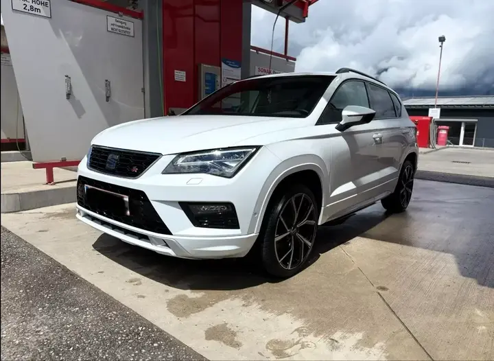 Seat Ateca 2018 photo 2