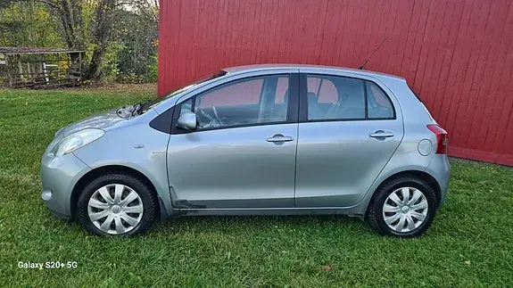 Toyota Yaris 2008 photo 3