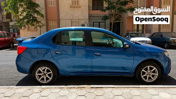 Renault Logan 2015 photo 2