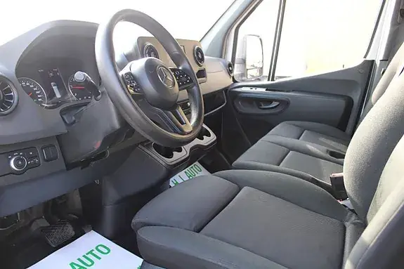 Mercedes-Benz Sprinter 317 2023 photo 3