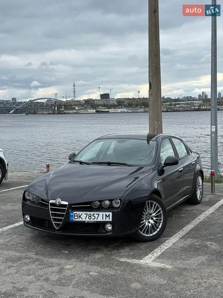 Alfa Romeo 159