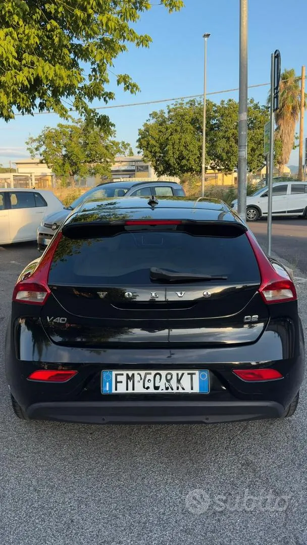 Volvo V40 2017 photo 3