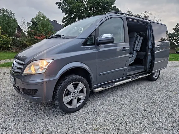 Mercedes-Benz Viano 2012 photo 3