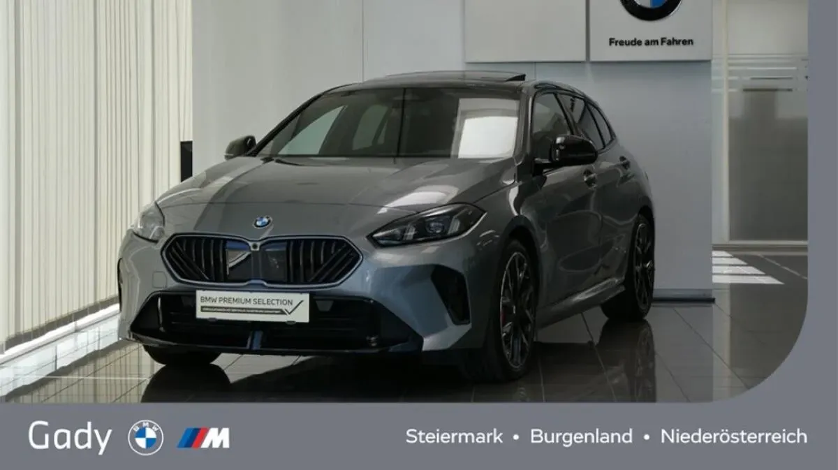 BMW 1 Series 2025 photo 2