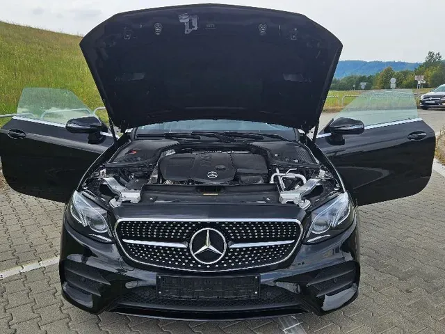 Mercedes-Benz E-Class 2020 photo 4