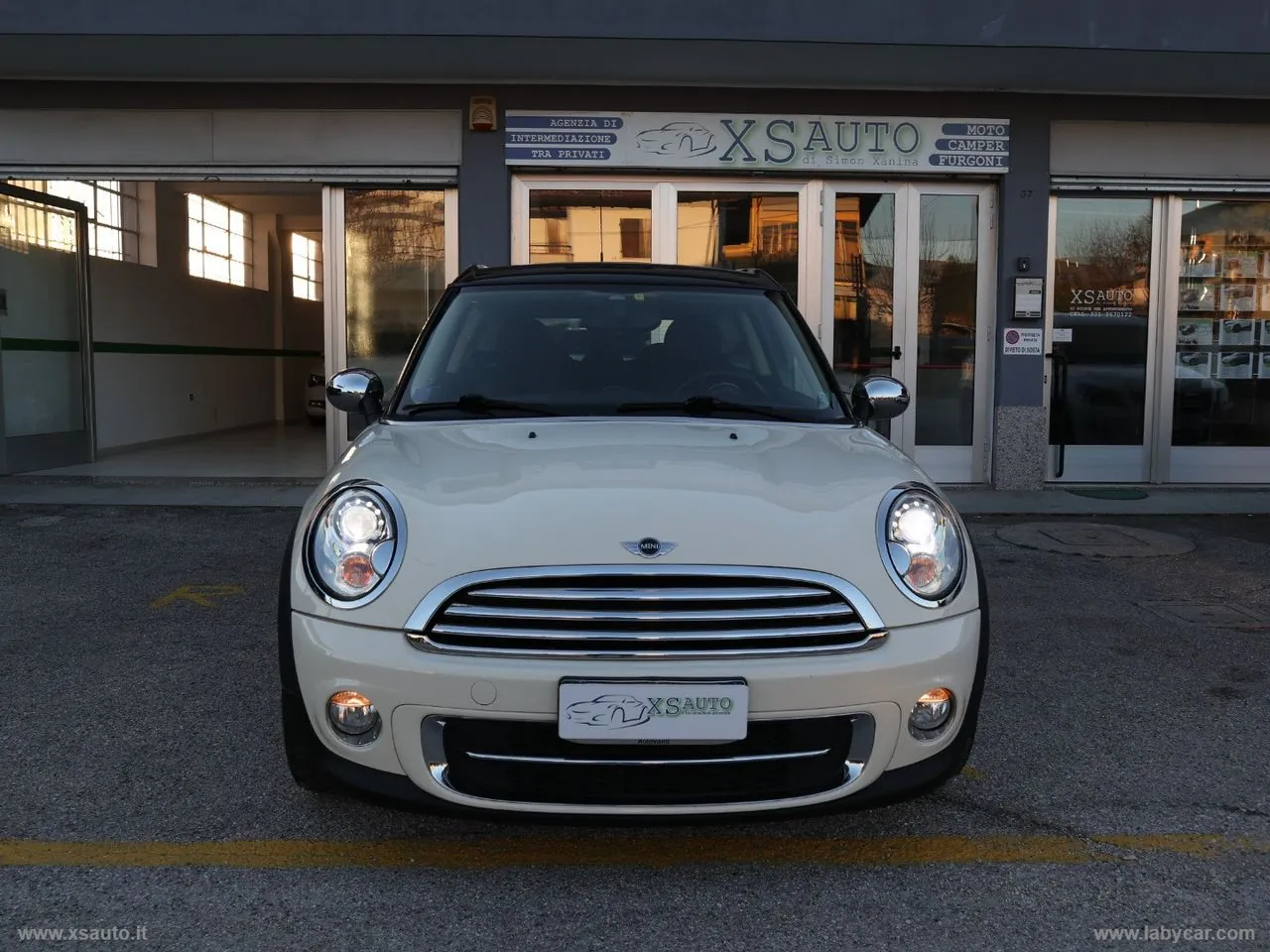 Mini Mini Cooper 2012 photo 2