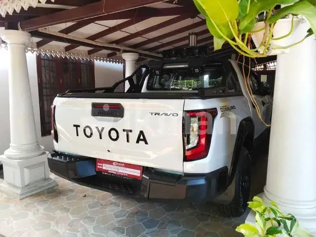Toyota Hilux 2026 photo 4