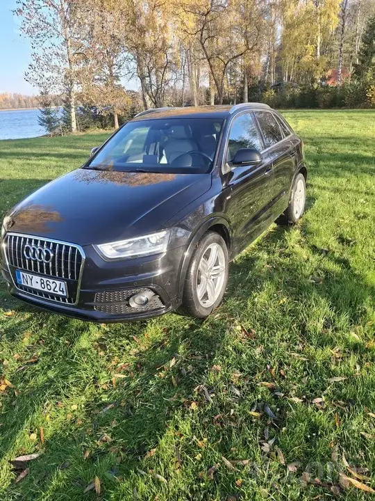Audi Q3 2012 photo 2