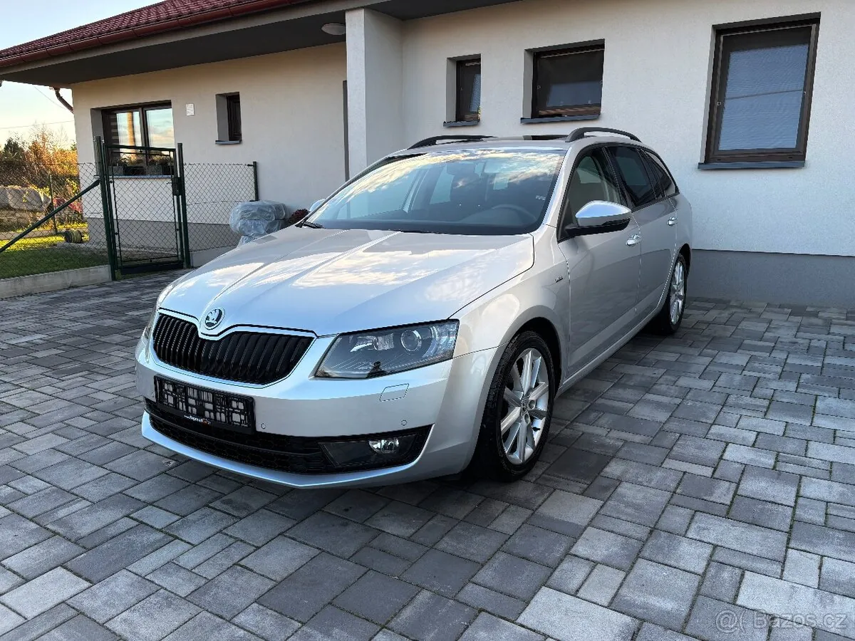 Skoda Octavia Combi 2016 photo 2
