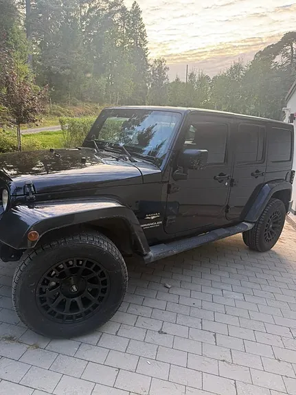 Jeep Wrangler Unlimited 2011 photo 3