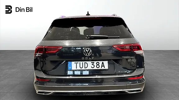Volkswagen Golf I 2023 photo 5