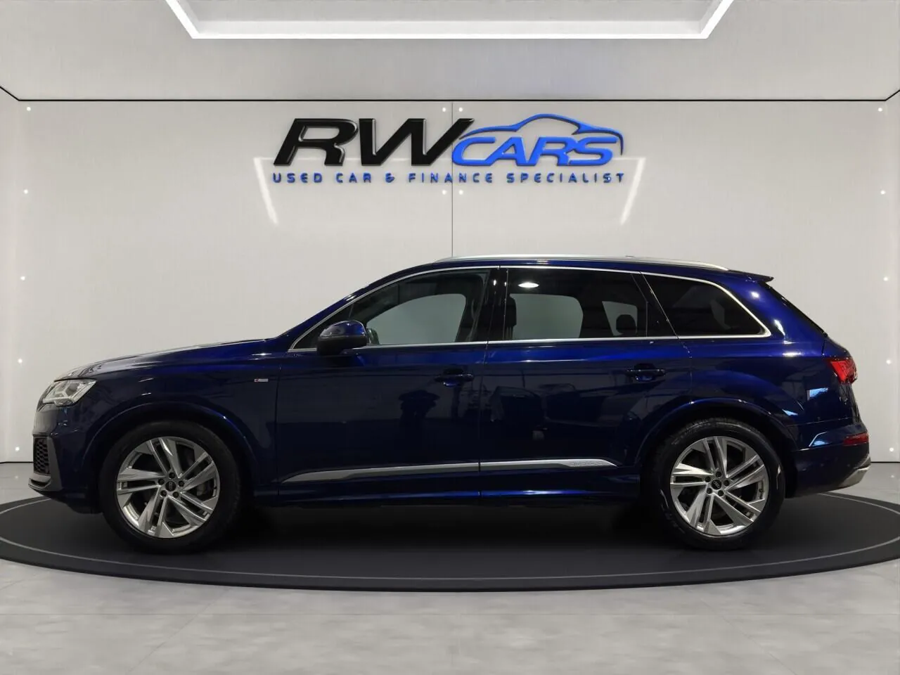 Audi Q7 2022 photo 2