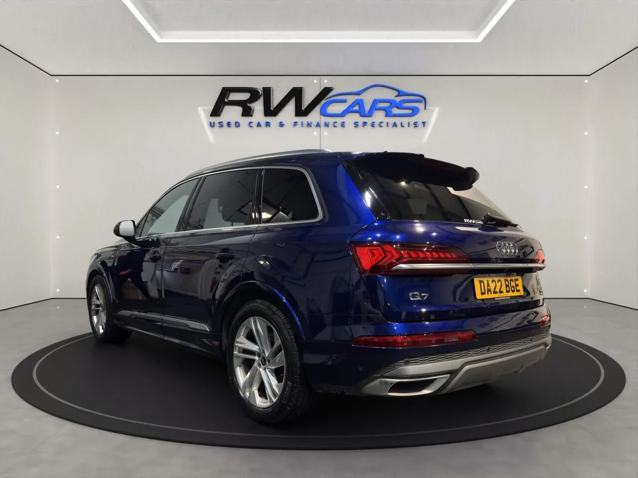 Audi Q7 2022 photo 3
