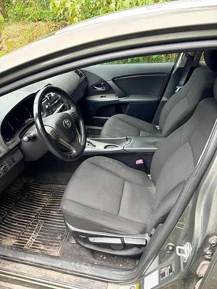 Toyota Avensis 2009 photo 4