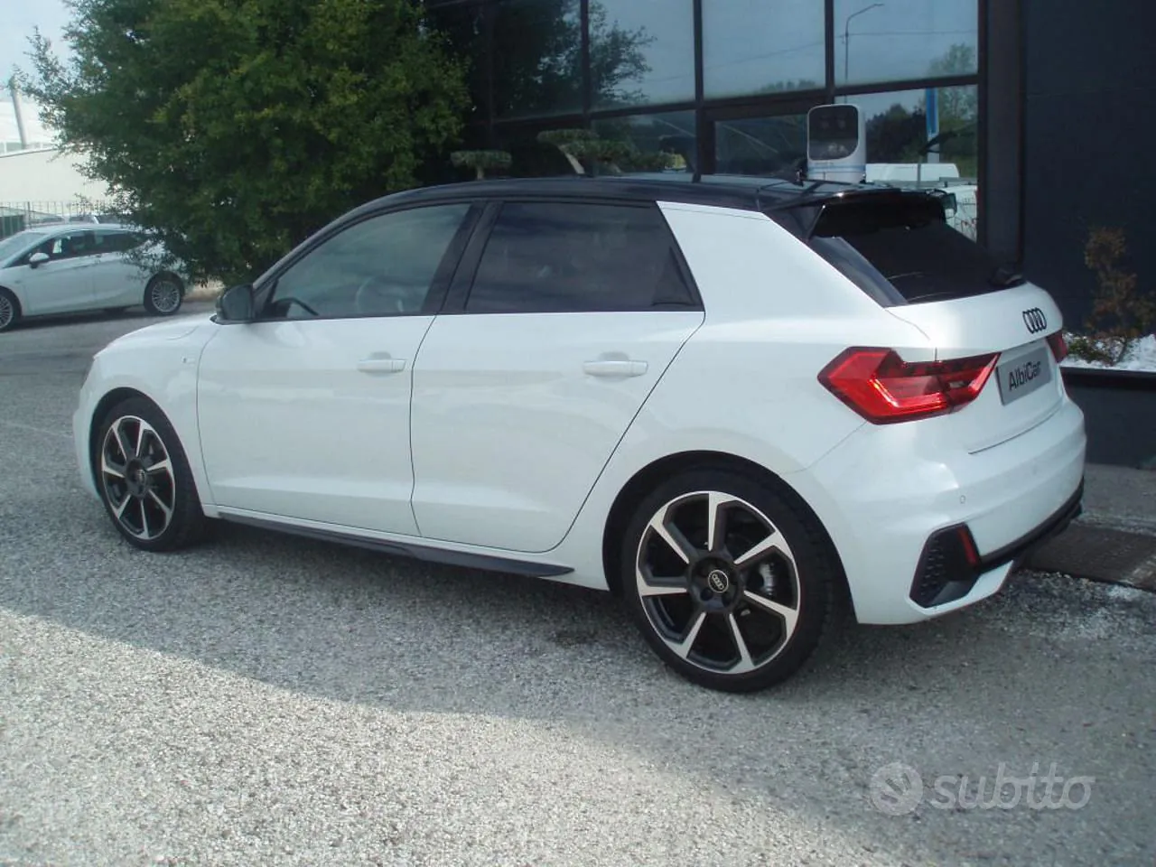 Audi A1 2025 photo 2