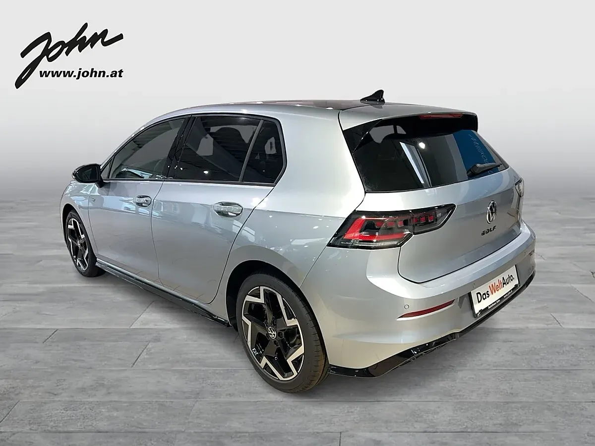 Volkswagen Golf 2026 photo 2