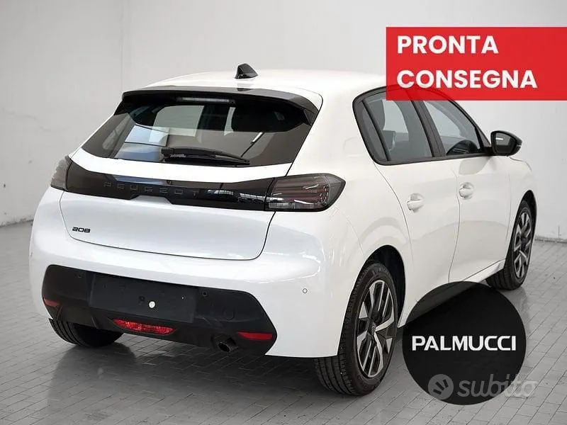 Peugeot 208 2024 photo 3