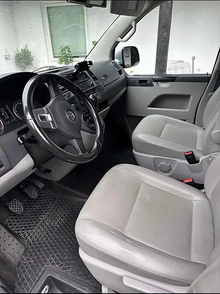 Volkswagen Caravelle 2012 photo 3
