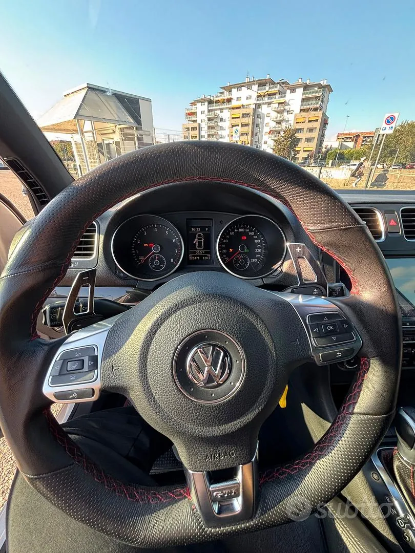 Volkswagen Golf 2010 photo 4