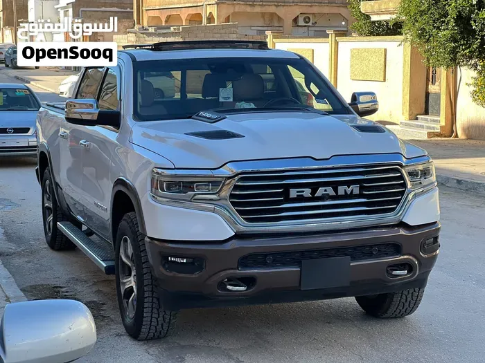 Dodge Ram Laramie