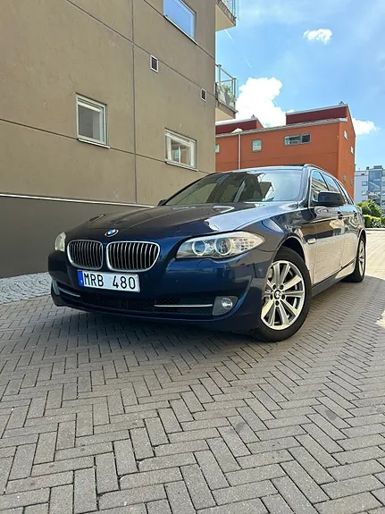 BMW 530D 2011 photo 2